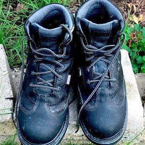 Steel toe boots